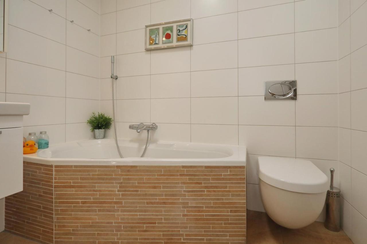 Sunnybeachhouse Aan Het Bos, Tussen Zee En Meer. Noordwijkerhout Dış mekan fotoğraf
